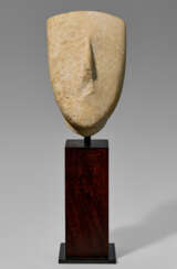 A CYCLADIC MARBLE HEAD