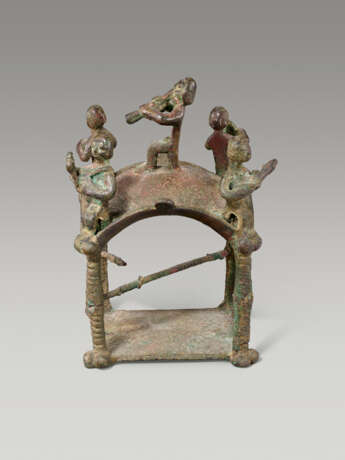 A COPTIC BRONZE VOTIVE TEMPLE WITH MUSICIANS - photo 4 A COPTIC BRONZE VOTIVE TEMPLE WITH MUSICIANS - photo 4