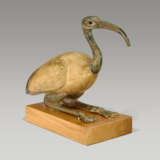 AN EGYPTIAN GILT WOOD AND BRONZE IBIS - photo 2