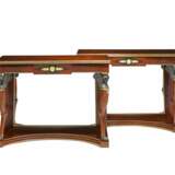 Пара русских консолей в стиле неоклассицизма. Санкт-Петербург. 19-20 век. Патинированная бронза 20th century г. - фото 1