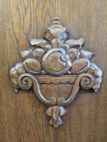 Большой и элегантный буфет Oak Eclecticism Early 20th century г. - фото 6