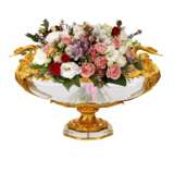 Пара овальных ваз-кашпо литого стекла и золоченой бронзы с мотивом лебедя. Франция 20 век. Стекло 20th century г. - фото 2