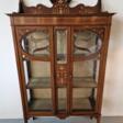 Vitrine Art Nouveau exquise - Kauf mit einem Klick