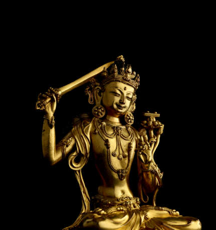 A GILT COPPER ALLOY FIGURE OF MANJUSHRI - photo 3