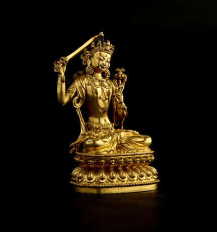 A GILT COPPER ALLOY FIGURE OF MANJUSHRI - photo 4