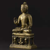A SILVER INLAID BRASS FIGURE OF BUDDHA - photo 2