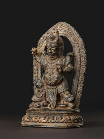 A BLACKSTONE FIGURE OF BEGTSE CHEN - photo 2