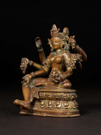 A GILT COPPER ALLOY FIGURE OF VASUDHARA - photo 4