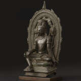 A COPPER ALLOY FIGURE OF PADMAPANI LOKESHVARA - photo 1