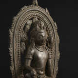 A COPPER ALLOY FIGURE OF PADMAPANI LOKESHVARA - photo 4
