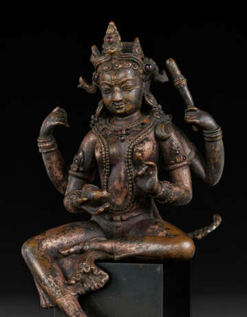 A COPPER ALLOY FIGURE OF KAUMARI - photo 1