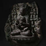 A COPPER ALLOY PANEL OF BHUMIDEVI DRIDHA - Foto 3