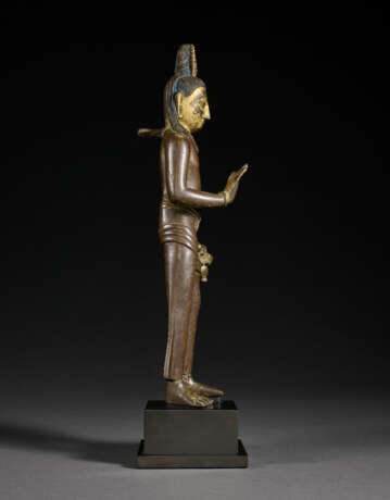 A COPPER ALLOY FIGURE OF MAITREYA - photo 3