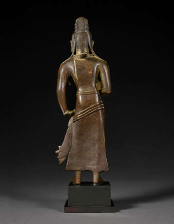 A COPPER ALLOY FIGURE OF MAITREYA - photo 5
