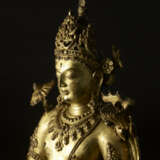 A GILT COPPER ALLOY FIGURE OF MANJUSHRI - photo 5