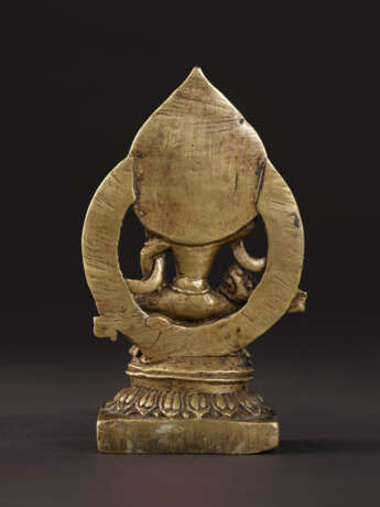 A SILVER AND COPPER INLAID FIGURE OF MANJUSHRI - photo 5