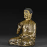 A SILVER INLAID BRASS FIGURE OF A YOGI MASTER, MOST LIKELY PADAMPA SANGYE - photo 3