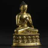 A GILT COPPER ALLOY FIGURE OF VAIROCHANA - photo 3