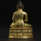 A GILT COPPER ALLOY FIGURE OF VAIROCHANA - photo 5