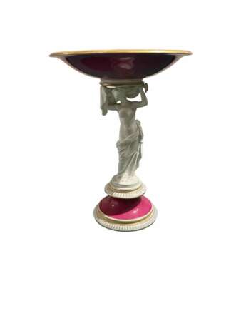 Vase &agrave; fruits figuratif Tazza en porcelaine royale de Copenhague du 19&egrave;me si&egrave;cle. Biscuit (porcelain) Empire 19th century - photo 1