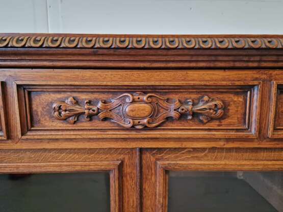 Шкаф-витрина в стиле Ренессанс Oak 19th century г. - фото 7