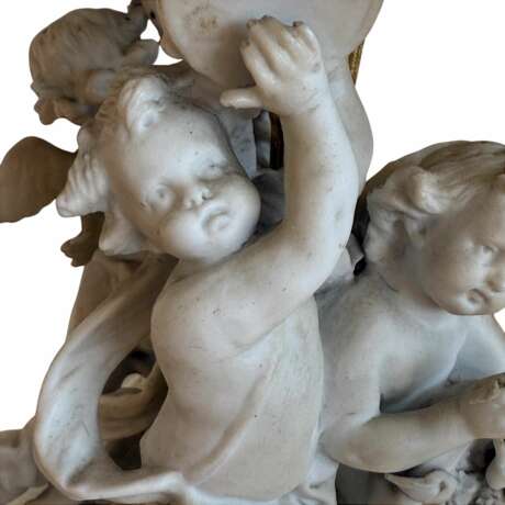 Paris Porcelain centerpiece with putti 19th Century Porcelaine 19th century - photo 9