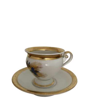 Royal Copenhagen Empire Style Cup and Saucer - 19th Century Porcelain Denmark Porcelain Hand Painted Gilding Empire 19th century - photo 2
