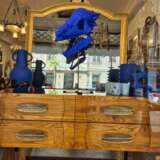 Blue Reverie 3 on a Base Sculptural Replica of a skull 21st Century Résine 20th century - photo 6