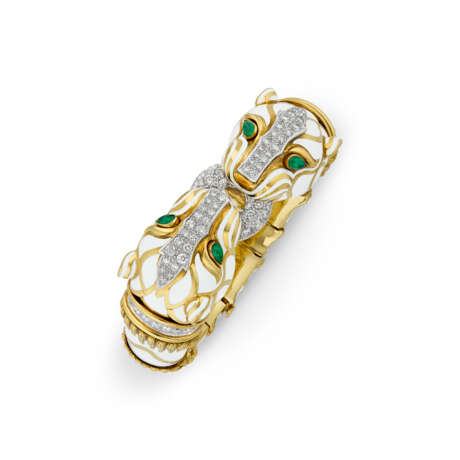 DAVID WEBB ENAMEL, EMERALD AND DIAMOND 'DOUBLE-HEADED TIGER' BANGLE BRACELET - photo 1