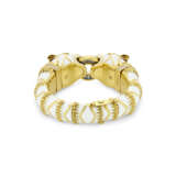 DAVID WEBB ENAMEL, EMERALD AND DIAMOND 'DOUBLE-HEADED TIGER' BANGLE BRACELET - photo 3