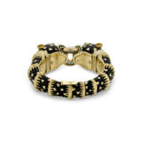 DAVID WEBB ENAMEL, EMERALD AND DIAMOND 'DOUBLE-HEADED LEOPARD' BRACELET - photo 3