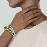 DAVID WEBB DIAMOND, ENAMEL AND EMERALD TIGER BRACELET - photo 2