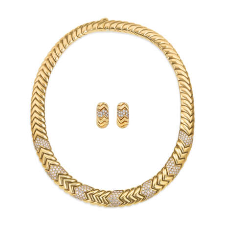 BULGARI SET OF DIAMOND AND GOLD 'SPIGA' JEWELRY - Foto 1 BULGARI SET OF DIAMOND AND GOLD 'SPIGA' JEWELRY - Foto 1