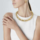 BULGARI SET OF DIAMOND AND GOLD 'SPIGA' JEWELRY - Foto 2