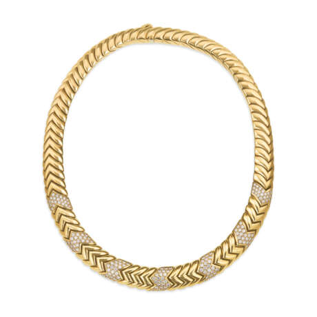BULGARI SET OF DIAMOND AND GOLD 'SPIGA' JEWELRY - Foto 3 BULGARI SET OF DIAMOND AND GOLD 'SPIGA' JEWELRY - Foto 3