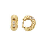 BULGARI SET OF DIAMOND AND GOLD 'SPIGA' JEWELRY - Foto 6