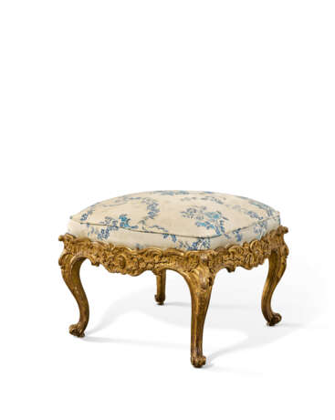 TABOURET À CHÂSSIS D'ÉPOQUE LOUIS XV - фото 2 TABOURET À CHÂSSIS D'ÉPOQUE LOUIS XV - фото 2