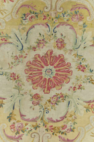 TAPIS D'AUBUSSON D'ÉPOQUE LOUIS XV - photo 2