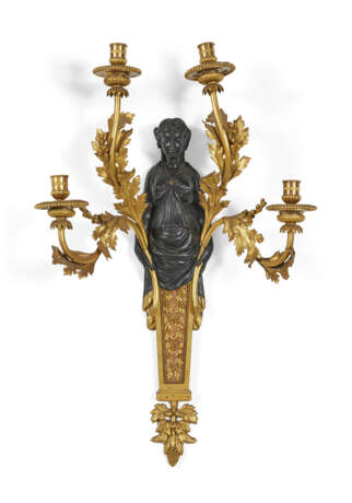 PAIRE D'APPLIQUES DE STYLE LOUIS XVI - Foto 3 PAIRE D'APPLIQUES DE STYLE LOUIS XVI - Foto 3