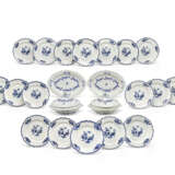 PARTIE DE SERVICE COMPOSITE EN PORCELAINE TENDRE - photo 1