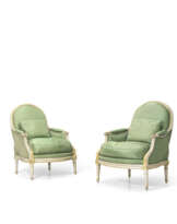 PAIRE DE BERGÈRES D'ÉPOQUE LOUIS XVI