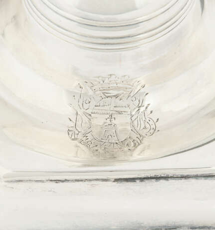 SUITE DE QUATRE FLAMBEAUX ITALIENS EN ARGENT - Foto 2 SUITE DE QUATRE FLAMBEAUX ITALIENS EN ARGENT - Foto 2