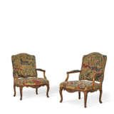 MOBILIER DE SALON D'ÉPOQUE LOUIS XV - Foto 3