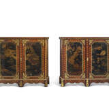 DEUX BIBLIOTHÈQUES LOUIS XV FORMANT PAIRE - photo 2