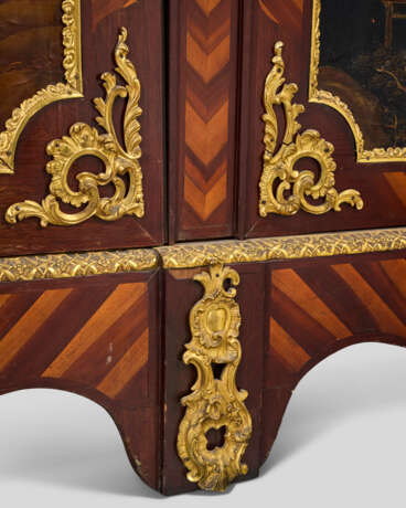 DEUX BIBLIOTHÈQUES LOUIS XV FORMANT PAIRE - photo 3