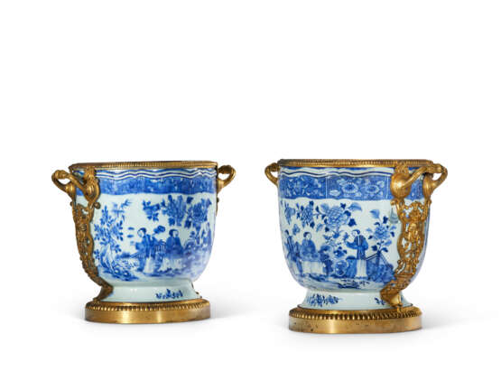 PAIRE DE CACHE-POTS DE STYLE RÉGENCE - Foto 3 PAIRE DE CACHE-POTS DE STYLE RÉGENCE - Foto 3