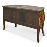 COMMODE DE STYLE LOUIS XV - photo 3