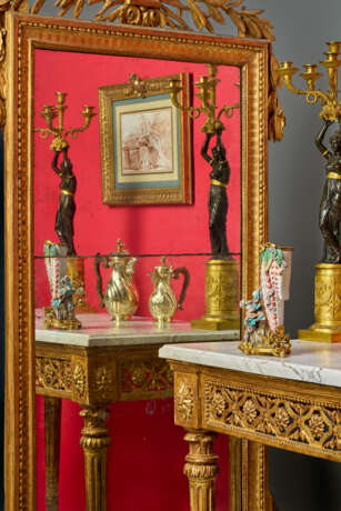 CONSOLE D'ÉPOQUE NÉOCLASSIQUE - photo 2