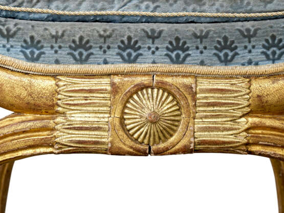 PAIRE DE FAUTEUILS CURULES D'ÉPOQUE LOUIS XVI - фото 5 PAIRE DE FAUTEUILS CURULES D'ÉPOQUE LOUIS XVI - фото 5