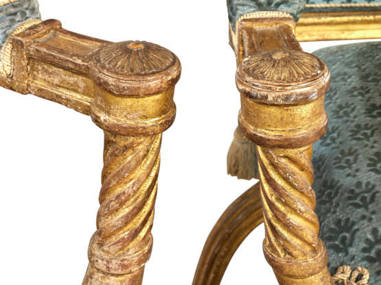 PAIRE DE FAUTEUILS CURULES D'ÉPOQUE LOUIS XVI - фото 6 PAIRE DE FAUTEUILS CURULES D'ÉPOQUE LOUIS XVI - фото 6